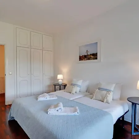 Marina Family Duplex With Pool
