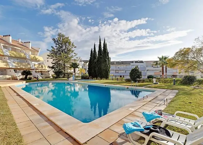 Marina Family Duplex With Pool Quarteira