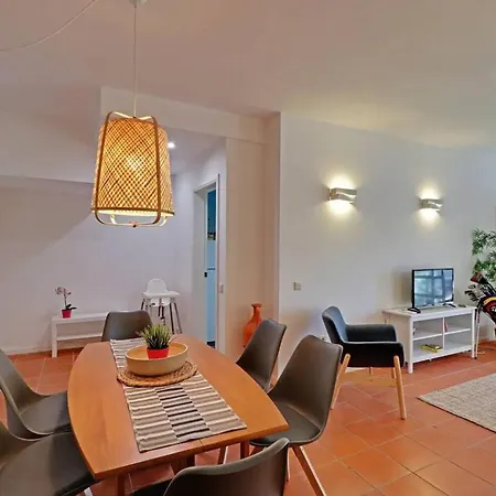 Marina Family Duplex With Pool