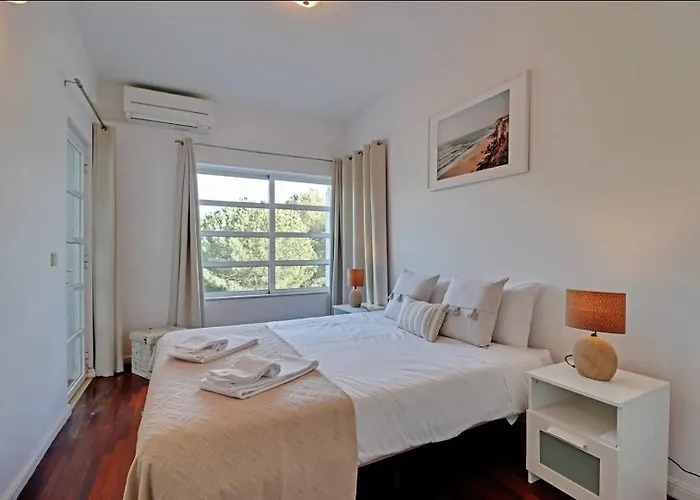 Marina Family Duplex With Pool