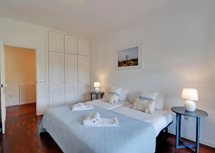 Marina Family Duplex With Pool Quarteira